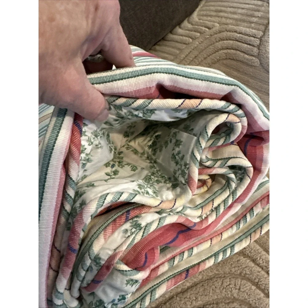 VTG Beautiful Duvet Handmade Green Vines On 1 Side/Stripes On The Other 84x84